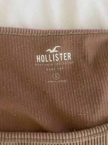 Hollister Must Have Baby Tee