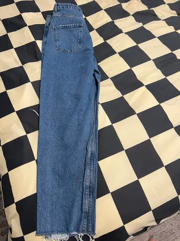 ZARA High Waisted Ripped Rigid Z1975 Mom Jeans