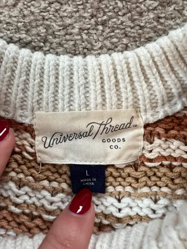 Universal Threads Knit Sweater