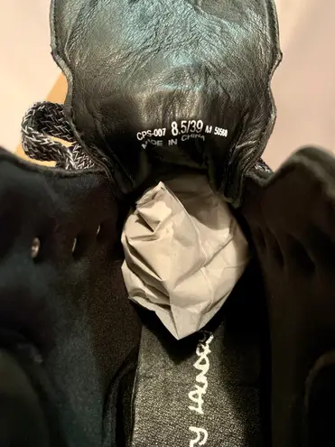 Dirty Laundry By Chinese Laundry Women’s Cristal Ankle boots