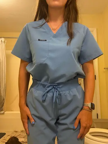 Jaanuu  Scrub Set - Image 5