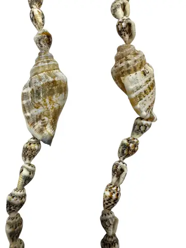 Shell Necklaces (Set of 3) Tan