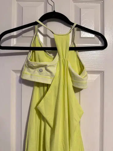 Lululemon  No Limits Tank- Clarity Yellow/Slope Stripe Polar Cream- size 4 - Image 5