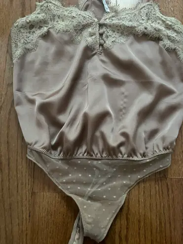 Abercrombie & Fitch  brown lace trimmed spaghetti strap satin bodysuit 