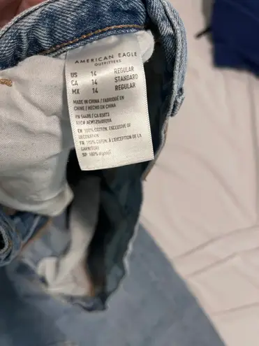 American Eagle Outfitters Moms Jeans