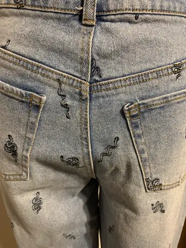 Tinseltown Snake Embroidered Crop Jeans