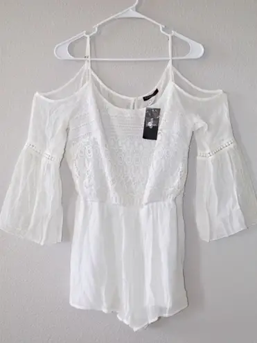 Open Shoulder Boho Romper Shorts White Size M