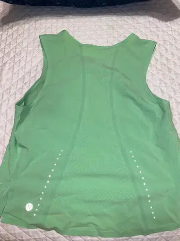 Lululemon green sleeveless top