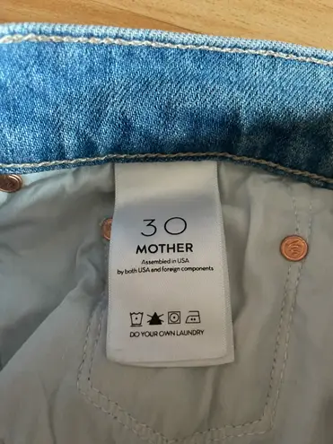 MOTHER Denim Awesome  The Insider Ankle Chew in Destroyed Bills - Sz 30