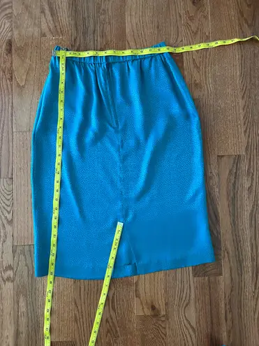 Vtg Maggy London Woman’s 100% Silk Blue Blouse & Skirt Set, Sz 8