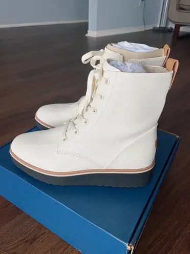 Dr. Scholls Brand New Boot