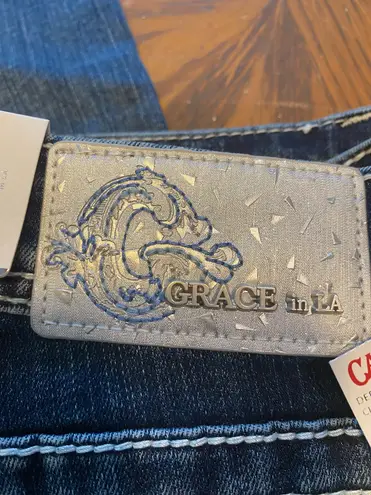 GRACE IN LA Women’s Jeans. Size 28x32. NWT