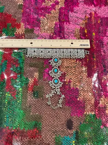 Exquisite Turquoise Embellished Mitten Bracelet Silver