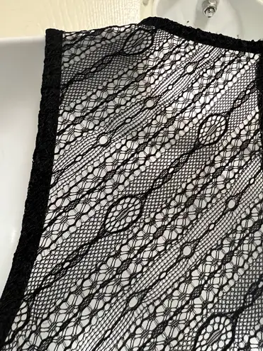 UNBRANDED Black Go Deep Lace V Bodysuit Size M