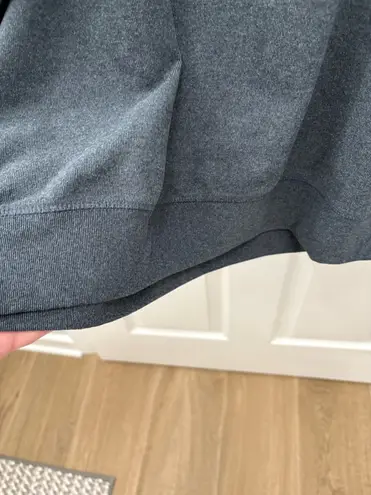 Boston Traders , size XL, blue lightweight fleece sweatshirt sweatshirt