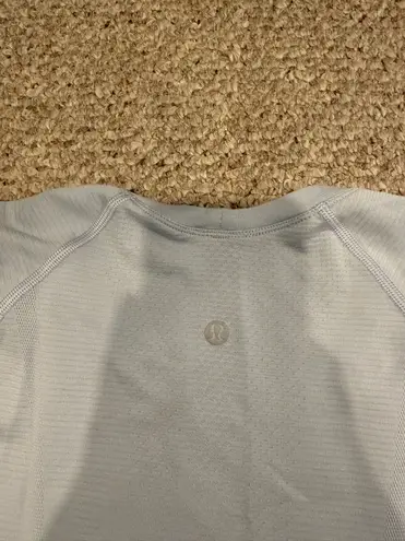 Lululemon  Swiftly Tech Short Sleeve Shirt - Image 3