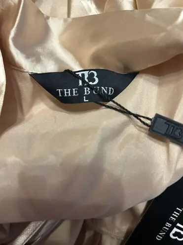 The Bund NWT Gold Satin Robe, L