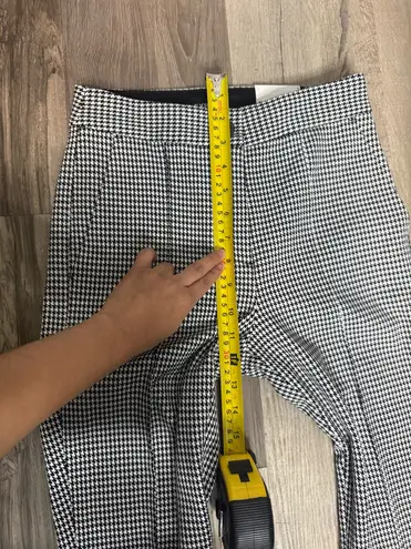 EXPRESS  Black and White Houndstooth Pantsuit