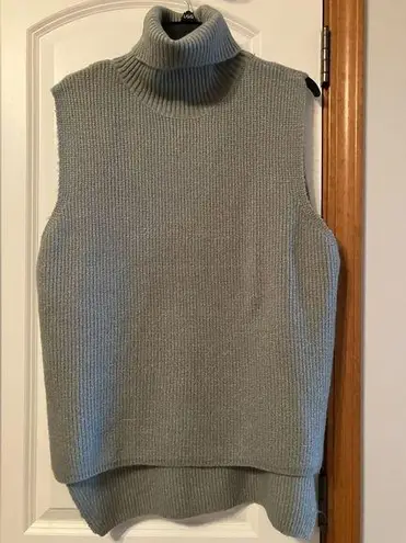 Double Zero NWT Sage Green Sweater Vest