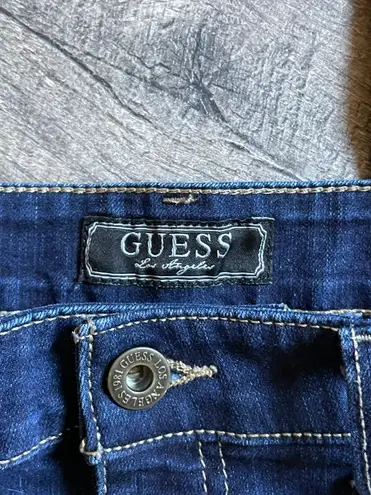 Guess NEW!  LA, Dark-Wash, “Iconic-Flare”, High-Rise Jeans. Size 28.