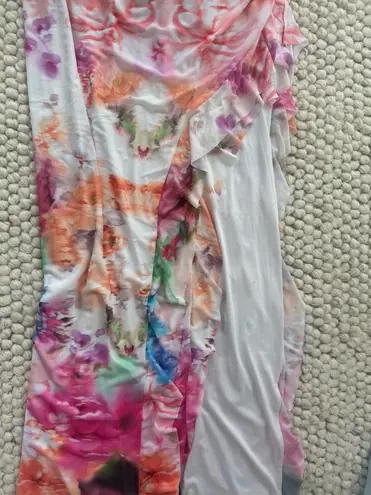 Revolve  Two-Piece Set Floral - Image 15