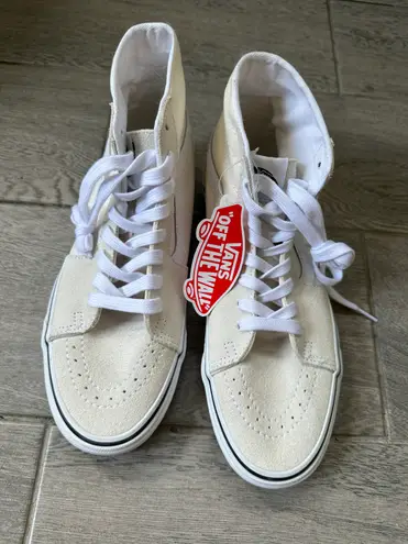 Vans Hightop Sneakers