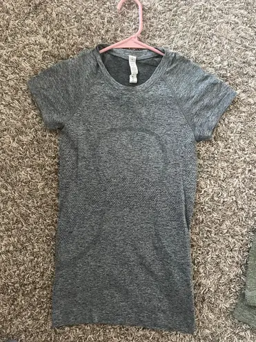 Lululemon Swiftly Tech Short Sleeve