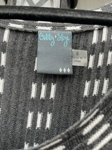 Gabby Skye Fit and flair sweater dress