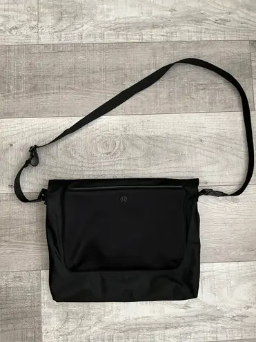 Lululemon Messenger Bag