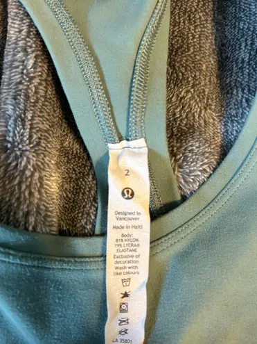 Lululemon Tank