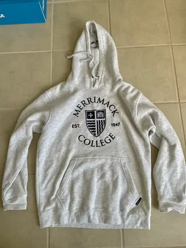 Merrimack college sweatshirt Size M