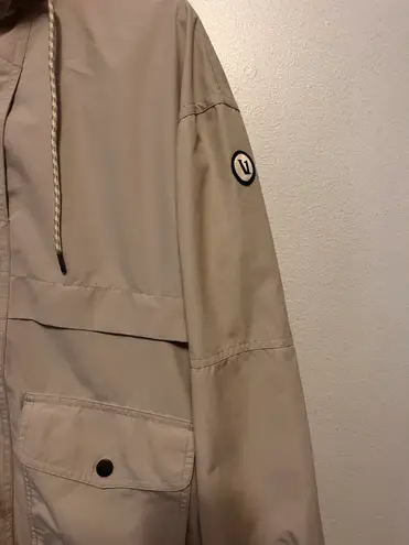 Vuori Jacket