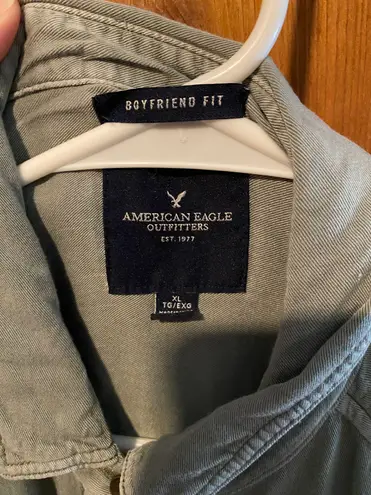 American Eagle Outfitters Button-Up