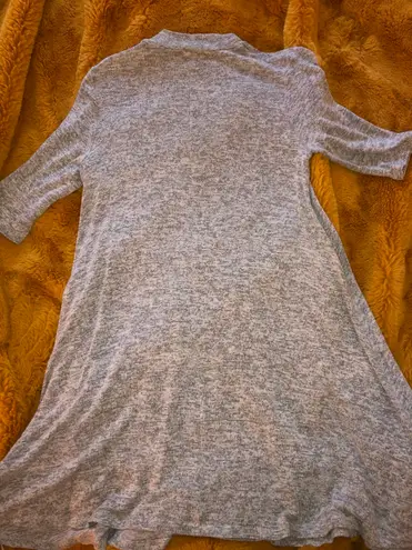 Soprano Grey Dress