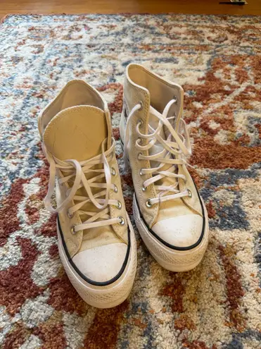 Converse  High-Top Platform Chuck Taylor thumbnail 1