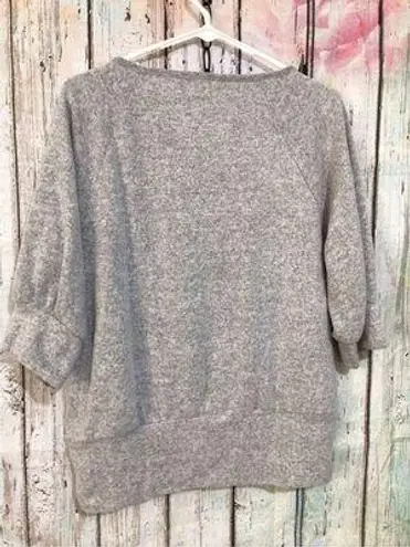 Adrienne Vittadini Gray & White Sweater 3/4 Sleeves Size Large 💕