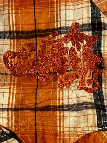 Fashion Magazine Womens medium Magazine button up shirt