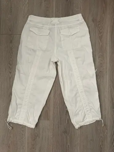 Style & Co Vintage White Cargo Capris