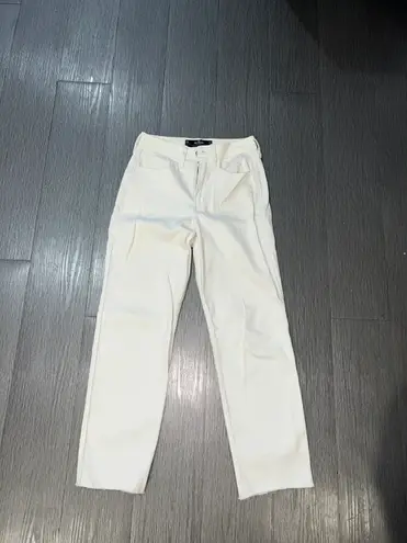 Hollister Ultra High-rise Jeans White