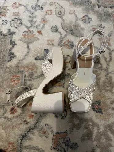 Dolce Vita Wessi Pearl Heels White Size 9