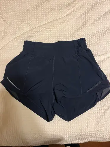 Lululemon Hotty Hot Short High-Rise 2.5”