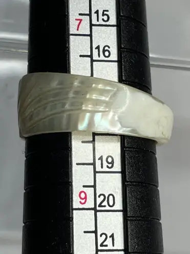 Solid Mother Of Pearl Ring White