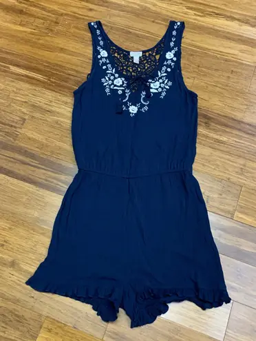 Cape Juby Womens Size XS Romper Blue White Floral Embroidered Sleeveless Ruffle
