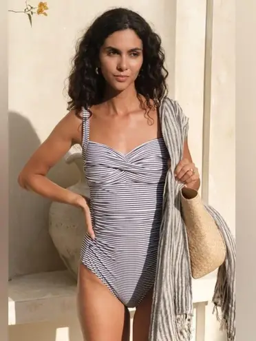 Nip Tuck Sorrento Stripe Joanne One Piece Swimsuit navy tummy control ruched White Size 6