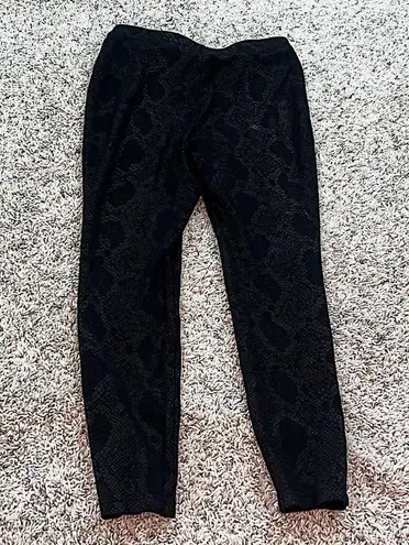 I.N.C. International Concepts Snake Print Pull On Black Skinny Pants Stretchy 6
