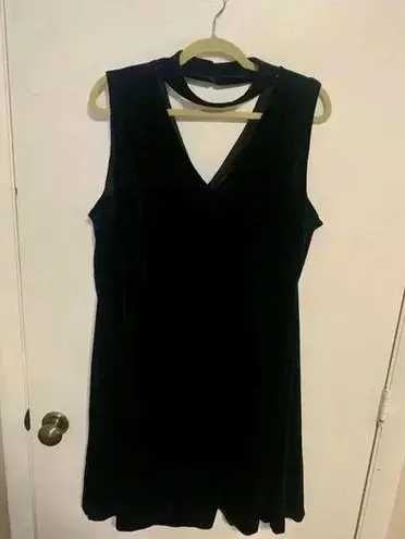 Lane Bryant  Velvet V-Neck Sleeveless Dress Size 26/28