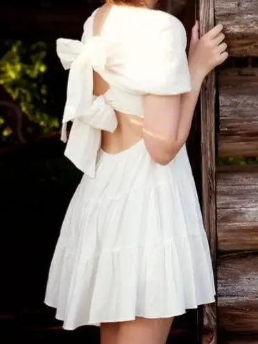 C’isa White Dress Size M