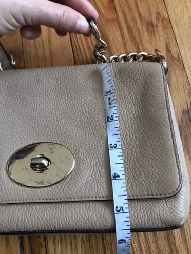 Coach Vintage  Pebbled grain Leather Crossbody Shoulder Messenger chain minimalist neutral coquette baguette rectangle preppy solid gold clutch