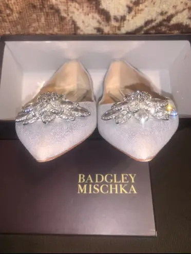 Badgley Mischka Karina Leather metallic embellish pin brooch Formal Evening comfy pewter prom