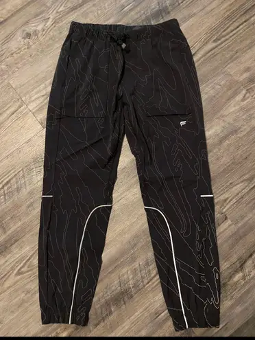 Fabletics Men’s Joggers